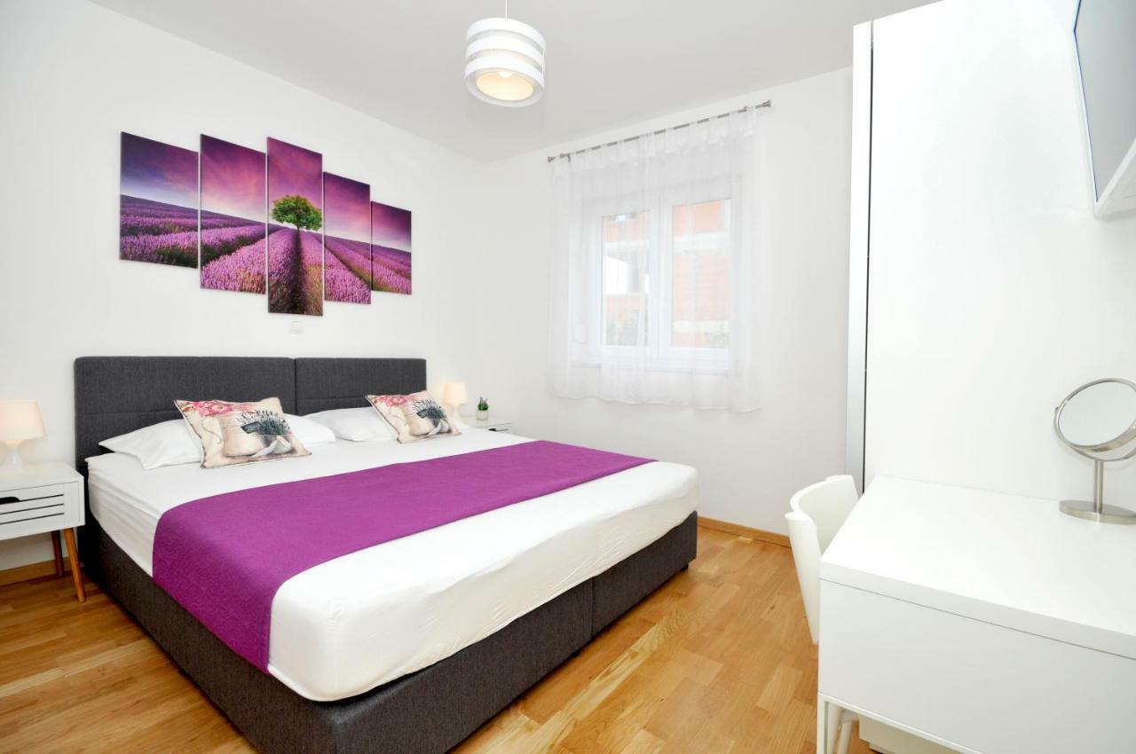 Apartments Town Τρογκίρ Εξωτερικό φωτογραφία
