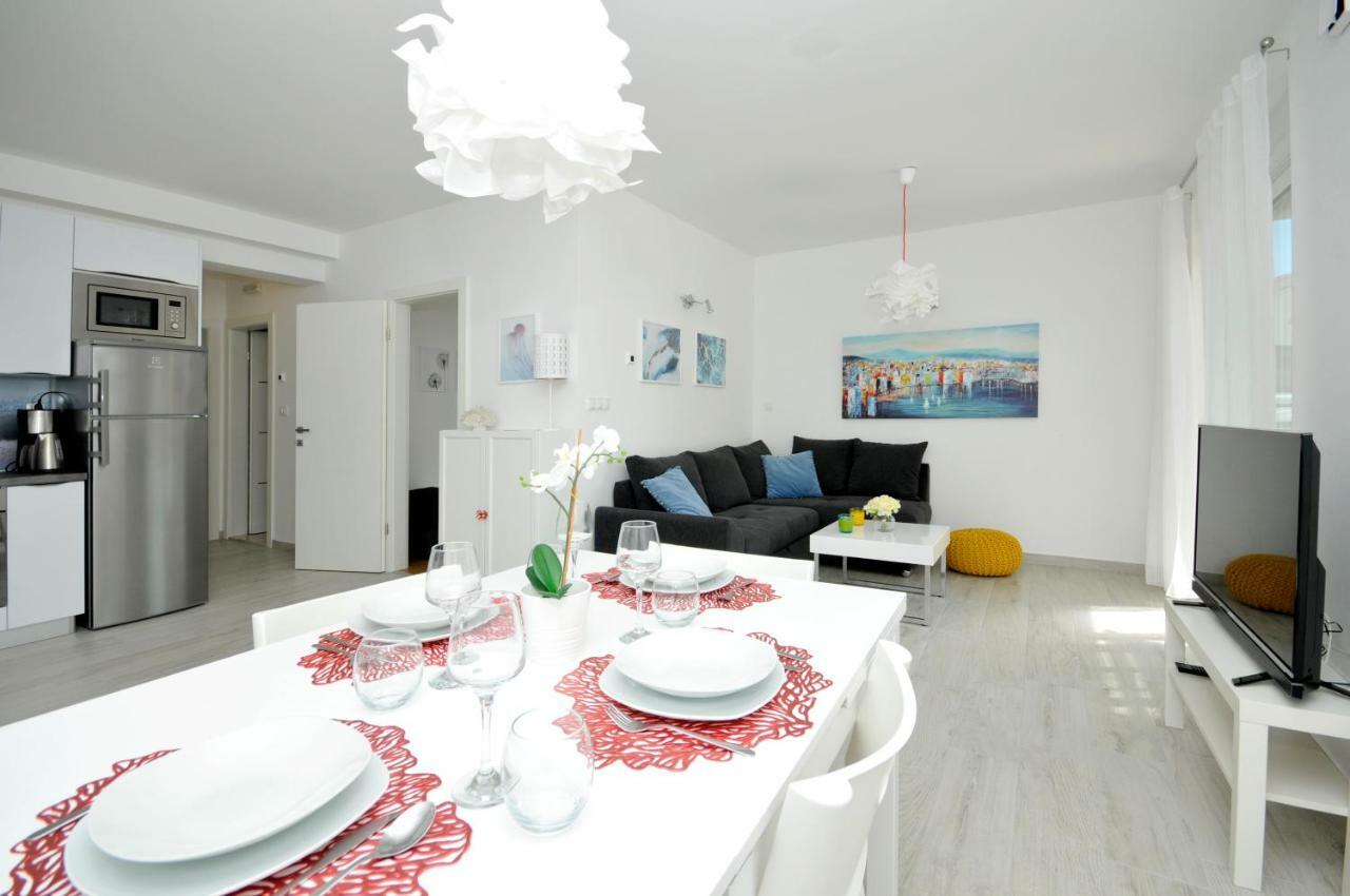 Apartments Town Τρογκίρ Εξωτερικό φωτογραφία